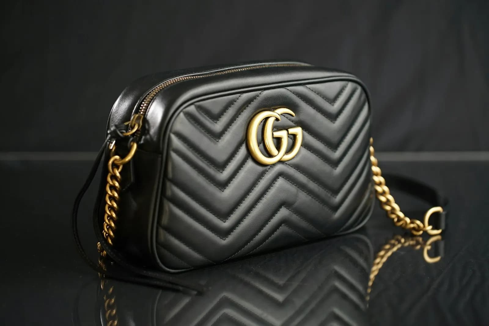 Studio Tote accessories front view